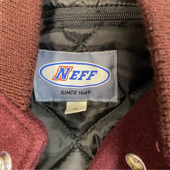 NEFF VARSITY BRUINS 🏈 🔥🔥 - Picture 3 of 8